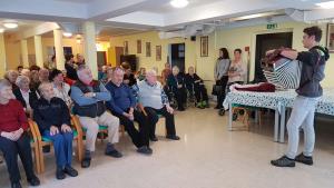 Obisk domov upokojencev (Foto Špela Kranjc) (33)